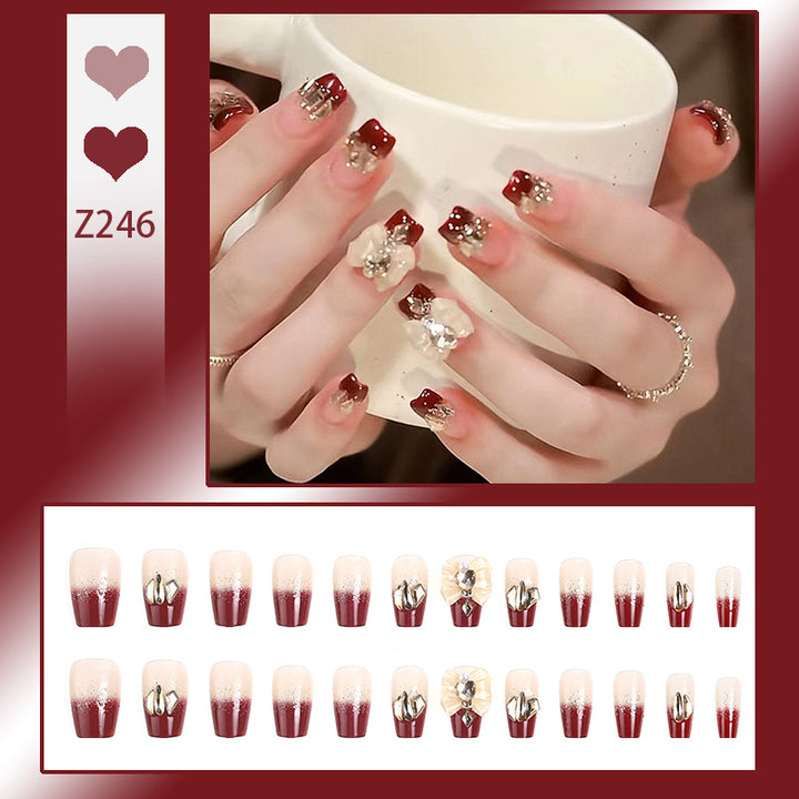 Artificial nails with glamorous floral decorations Bowlift