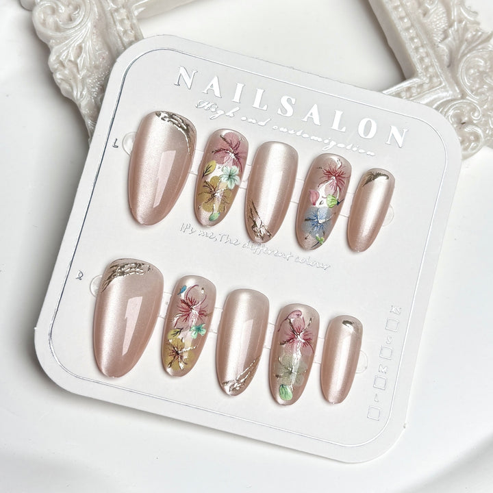 Press-On Nail Art Set with Floral Designs