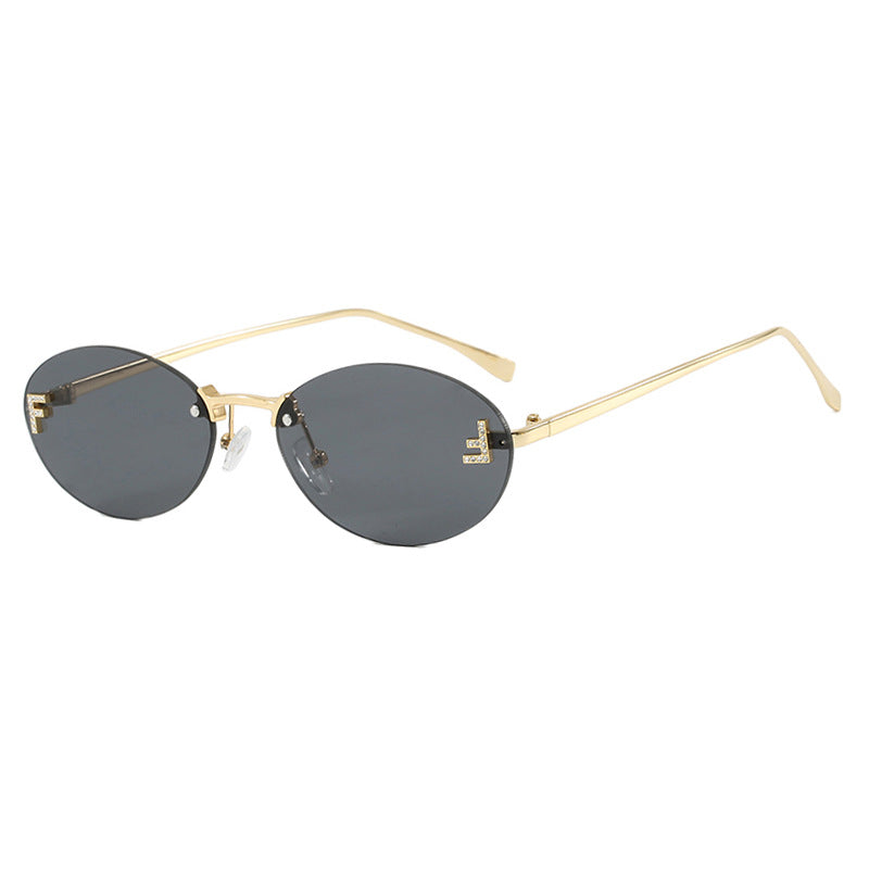 Women's fashionable sunglasses with elegant mirrored lens front and delicate metal frame Bowlift