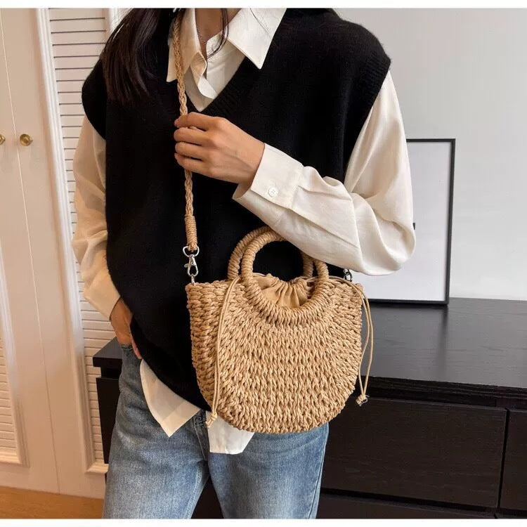 Handbag with Braided Details Bowlift