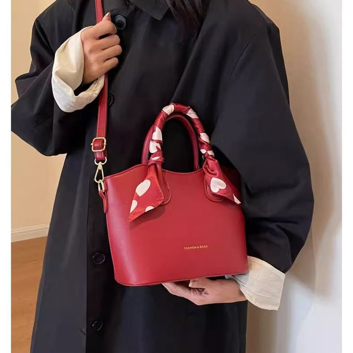Elegant Mini Handbag Bowlift