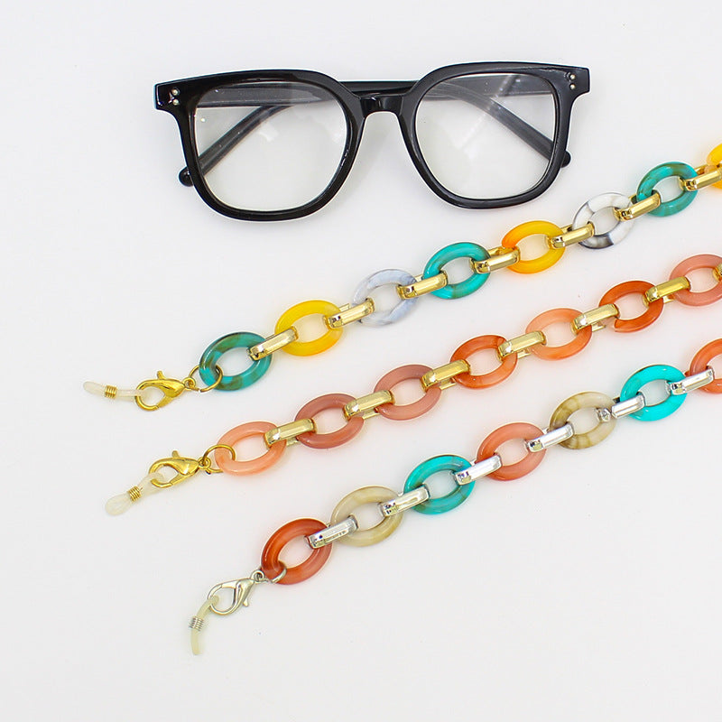 Elegant Chain Eyewear Holder Bowlift