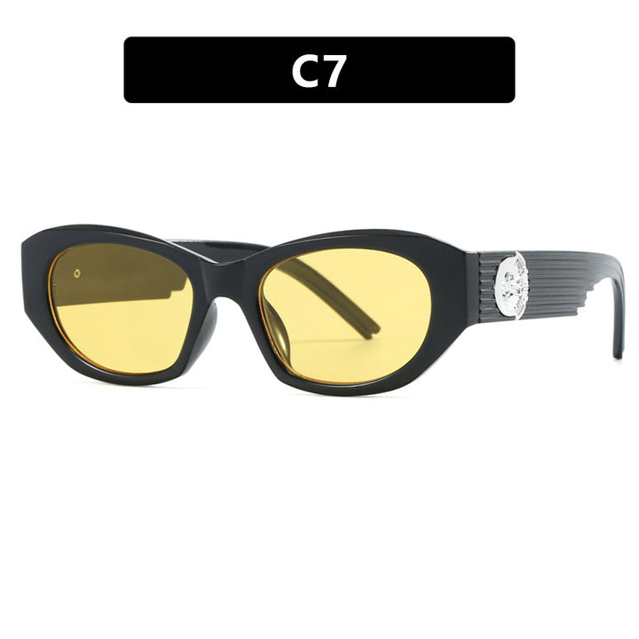 Ladies fashionable cat-eye sunglasses with striking design and luxurious details Bowlift