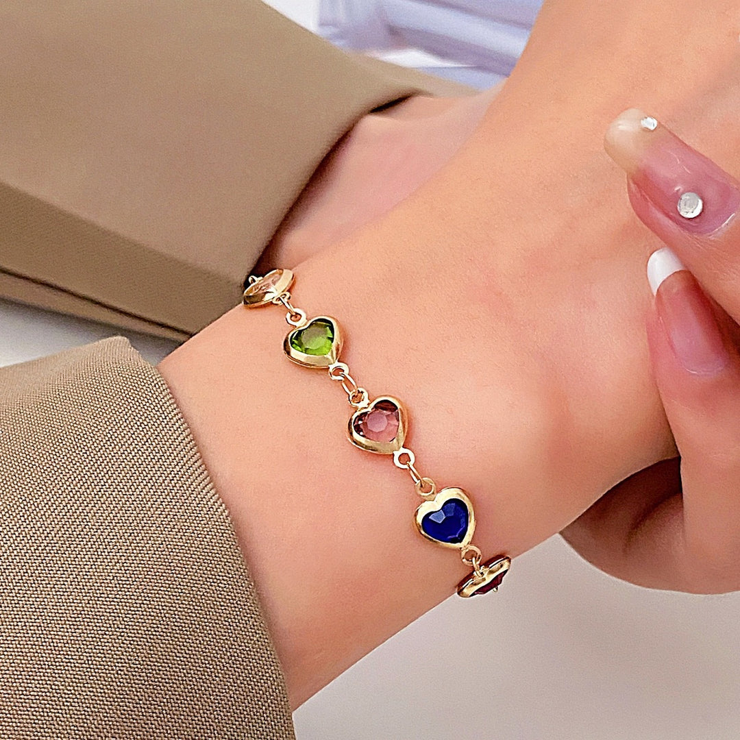 Heart-Shaped Gemstone Charm Bracelet Bowlift