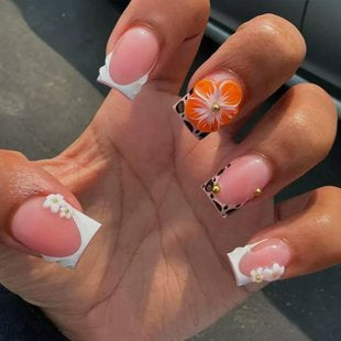 Trendy Ombre Nail Extensions Bowlift