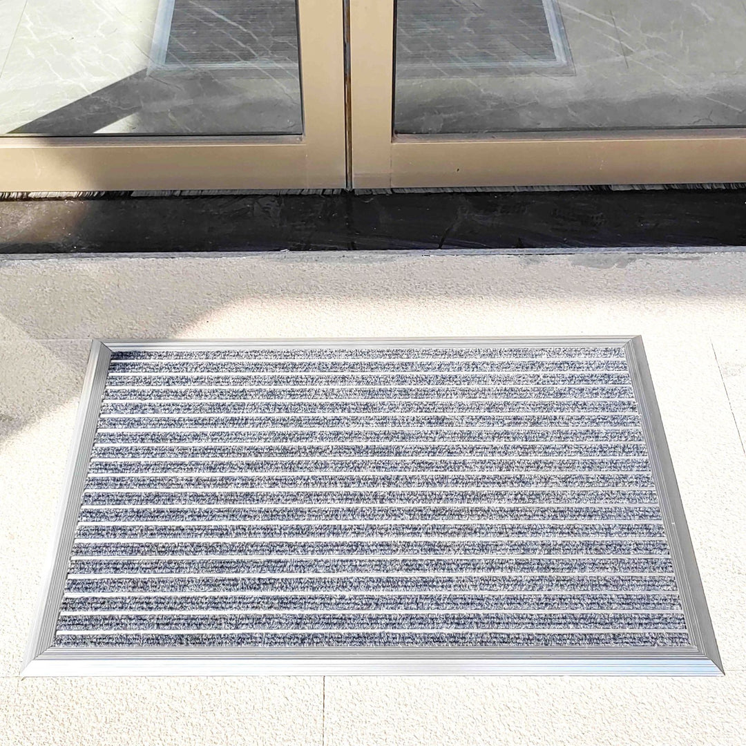 Striped Multi-Functional Entrance Mat Bowlift