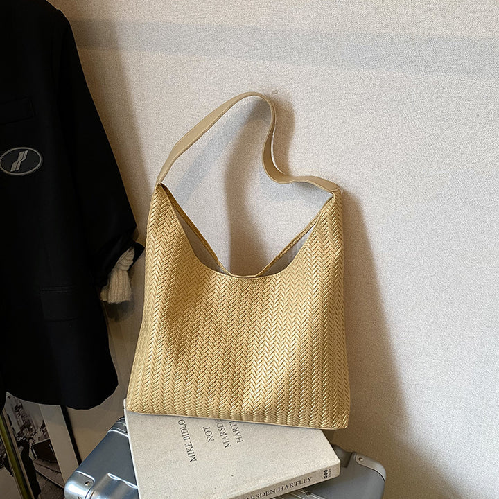 Textured Handbag Bowlift