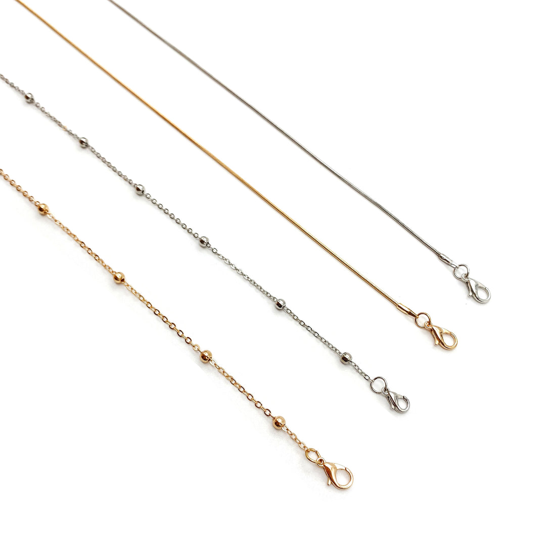 Sleek Metal Chain Eyewear Retainer Bowlift