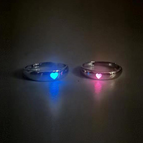 Stylish ring with heart motif Bowlift