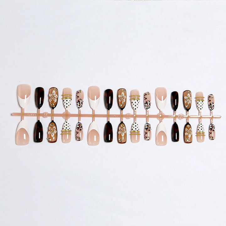 Artificial Nail Set with Floral and Glamorous Design Bowlift