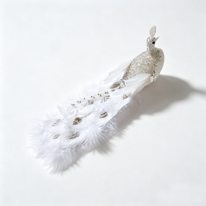 Elegant Feather Decoration
