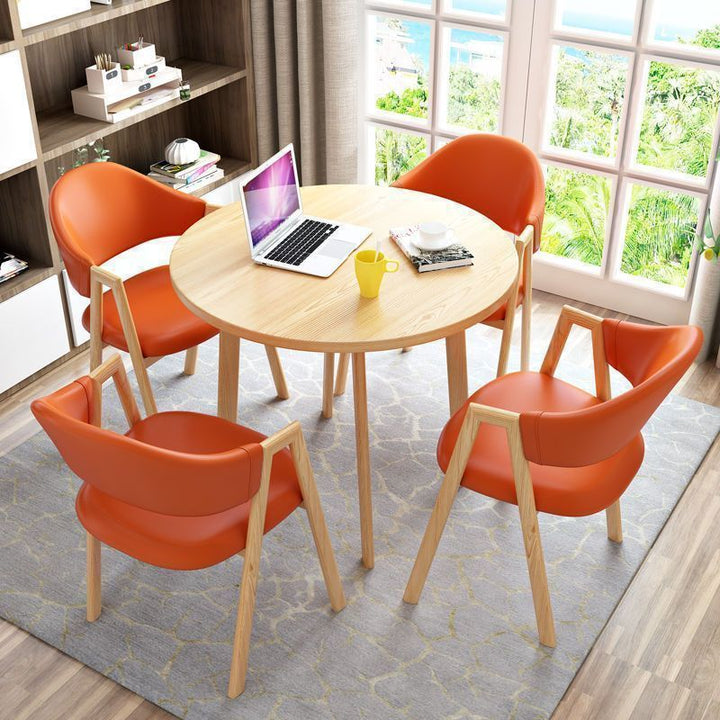 Dining chair with ergonomic upholstery and modern design Bowlift