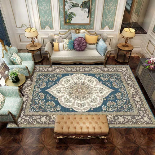Elegant Vintage-Inspired Area Rug