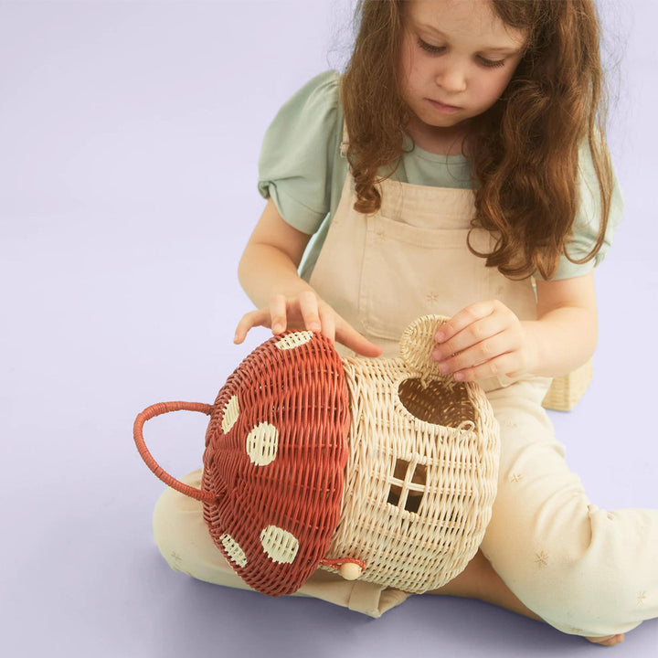Fun Mushroom-Shaped Woven Storage Basket Bowlift