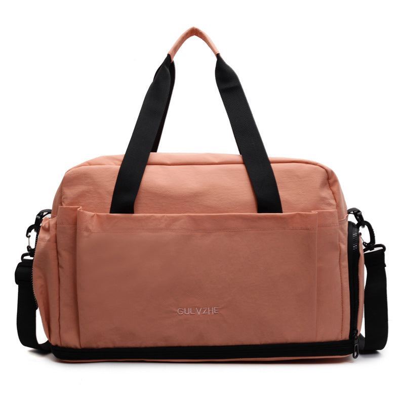 Sporty Travel Bag with Durable and Water-Repellent Material Bowlift
