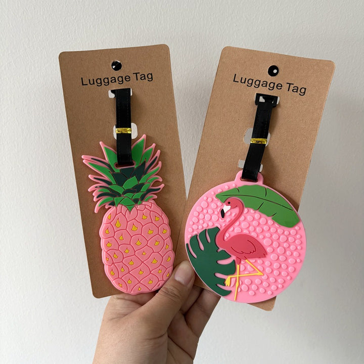 Pineapple-Shaped Luggage Tag Bowlift