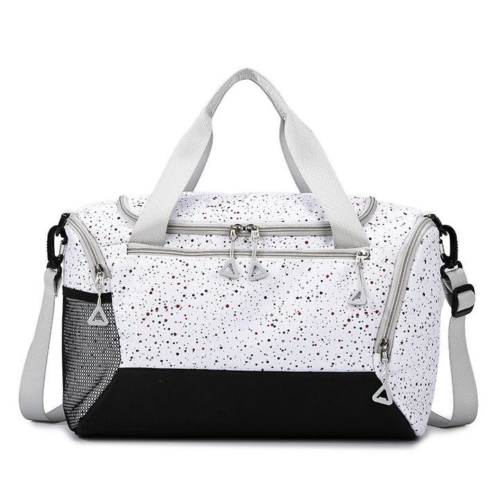 Sporty leisure bag with durable material and innovative compartment design Bowlift
