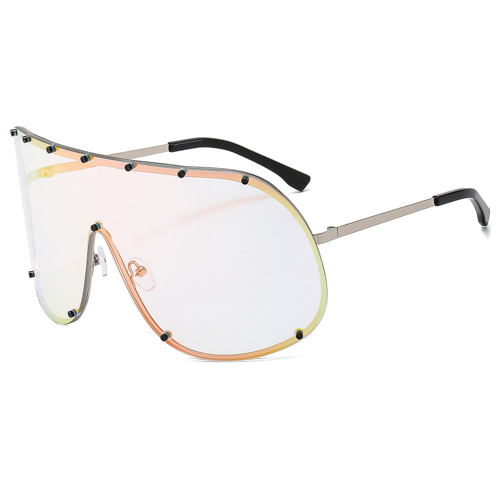 Women futuristic sunglasses with large frame and innovative design Bowlift