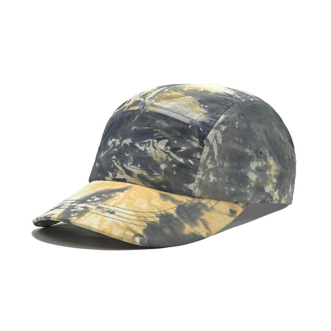 Women's fashionable cap with modern batik design Bowlift