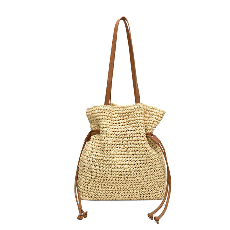 Casual straw bag with modern drawstring Bowlift
