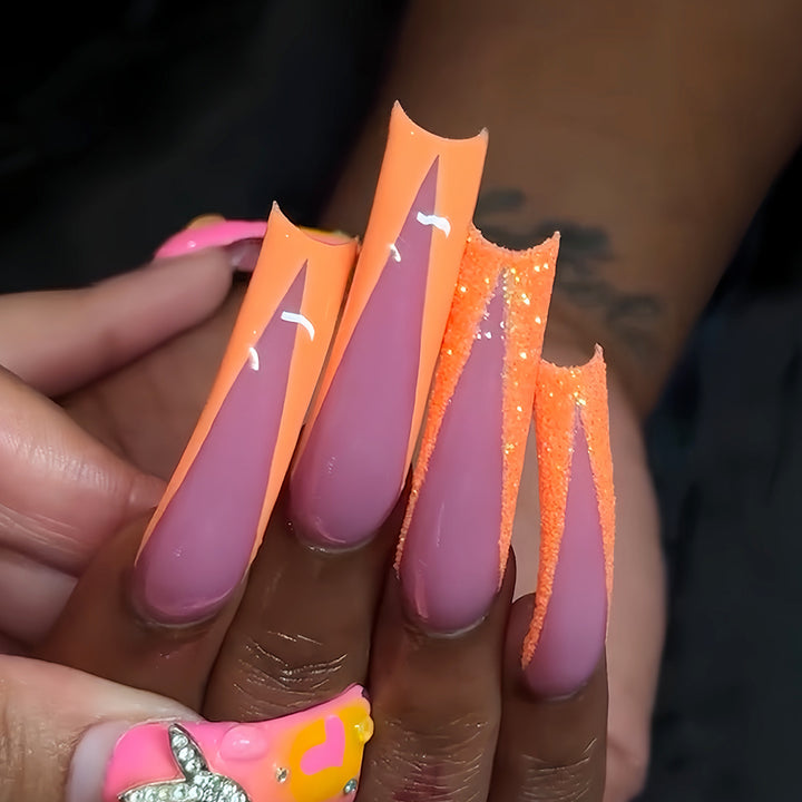 Fashionable Nail Art Bowlift