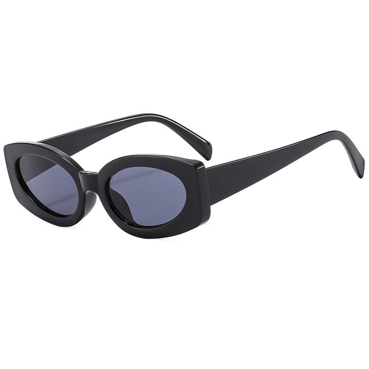 Ladies trendy sunglasses with unique, curved frame Bowlift