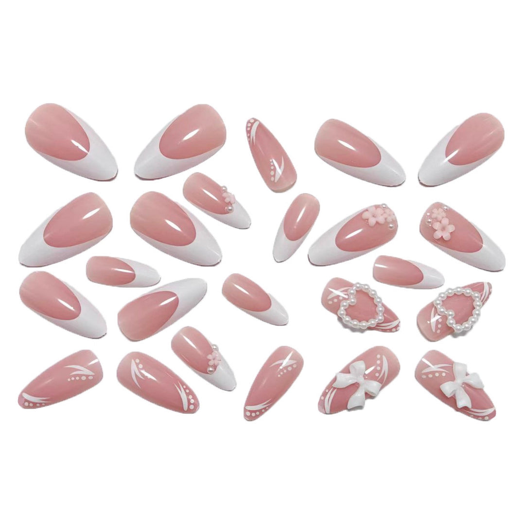 Stylish artificial nails with floral 3D applications Bowlift