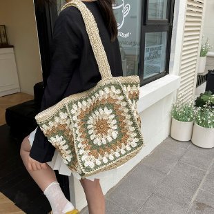 Handcrafted Beach Bag in Geometric Design Bowlift