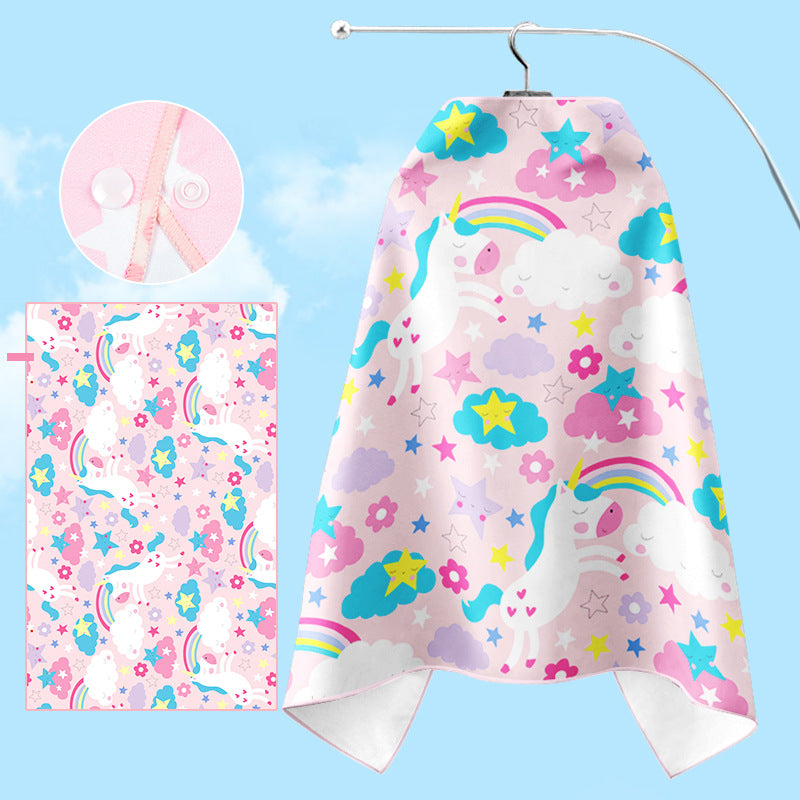 Bathrobe Bowlift with unicorn motif and practical hood