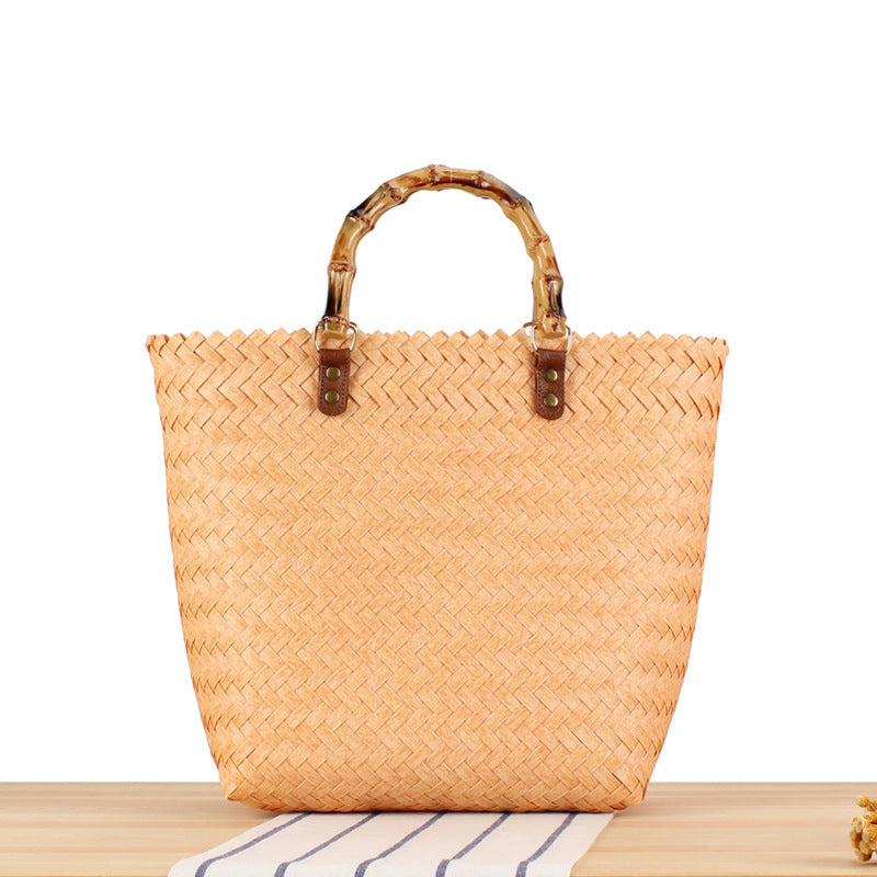 Stylish shopping bag made of braided natural material Bowlift