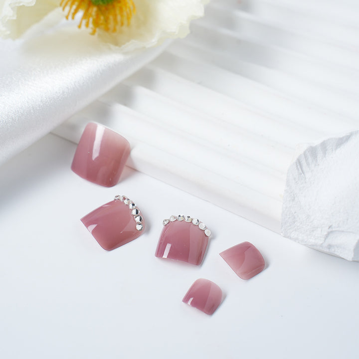 Elegant Press-On Nail Art Set with Rhinestones Bowlift