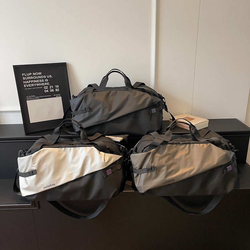 Women's sporty travel bag with innovative compartment system Bowlift