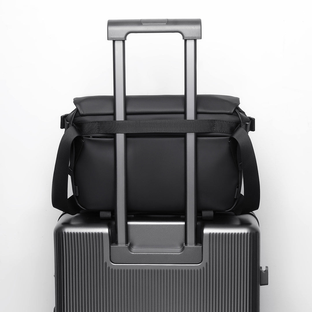Modern Waterproof Messenger Bag Bowlift