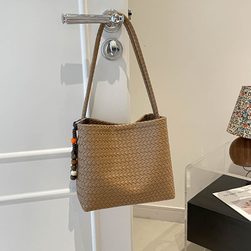 Handcrafted ven Leather Tote Bowlift