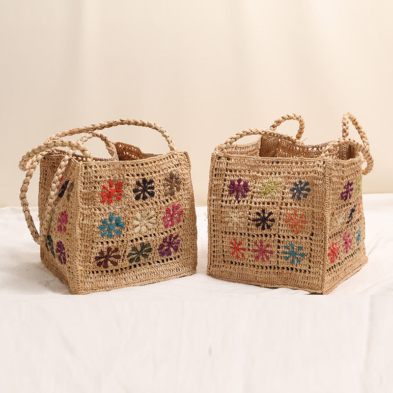 Handcrafted straw bag with colorful embroidery design Bowlift