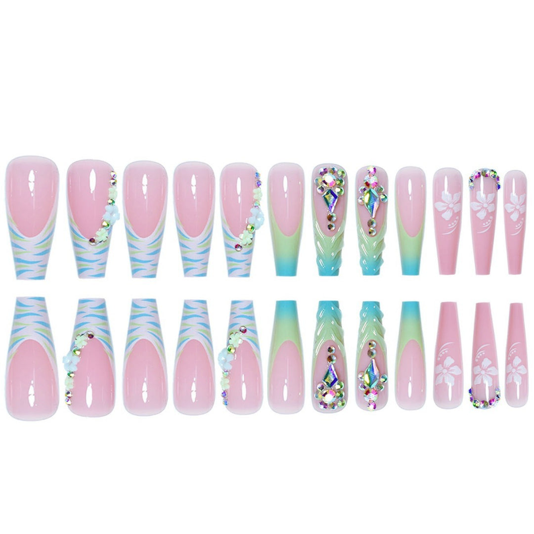 Glamorous 3D Floral Press-On Nail Extensions Bowlift