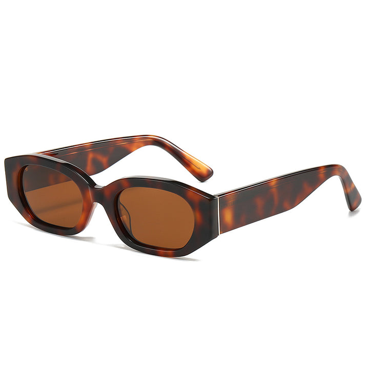 Women Designer Sunglasses with extravagant geometric frames and UV protection Bowlift