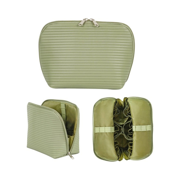 Elegant and Practical Cosmetic Bag Bowlift