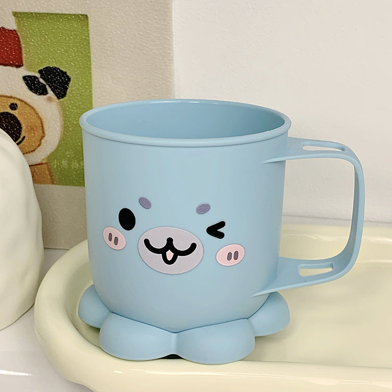 Cup with Cute Animal Design Bowlift