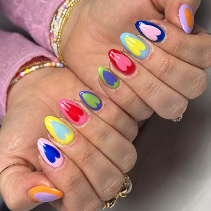 Artificial nails in modern heart design Bowlift