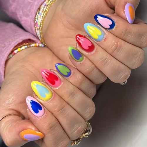 Artificial nails in modern heart design Bowlift