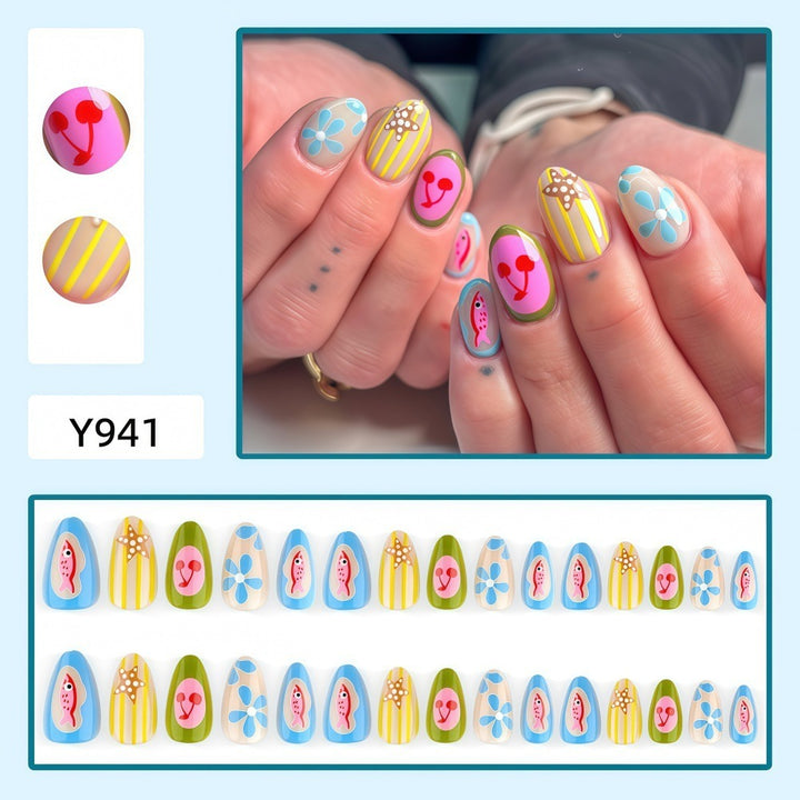 Artificial nails with playful fruit and flower motif Bowlift
