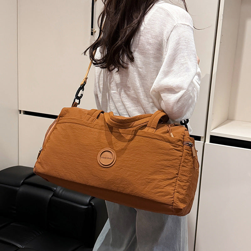 Multifunctional Sport and Travel Bag with Practical Inner Compartments Bowlift