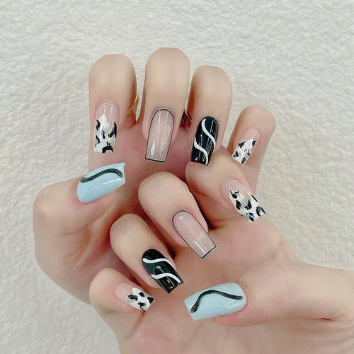 Artificial nails in modern animal pattern design Bowlift