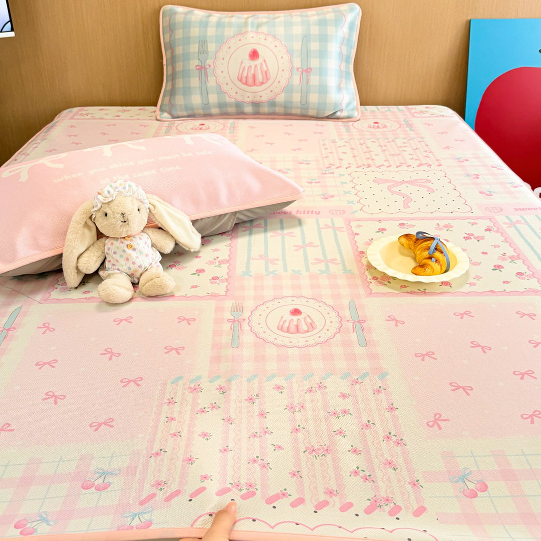 Cartoon Themed Bedspread Set