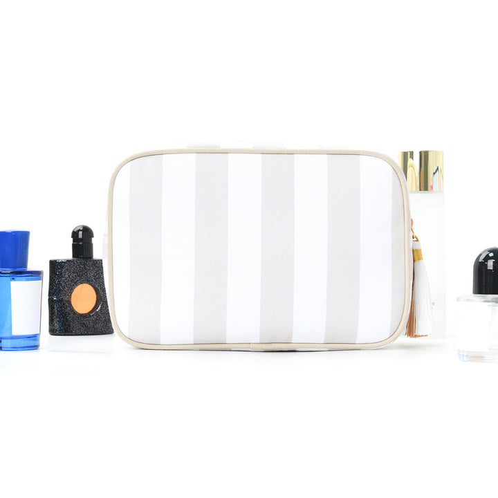 Elegant Cosmetic Organizer with Practical Compartments Bowlift