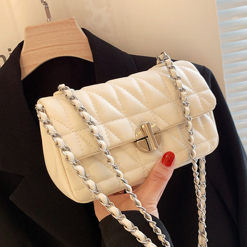 Quilted Chain Crossbody Bag Bowlift