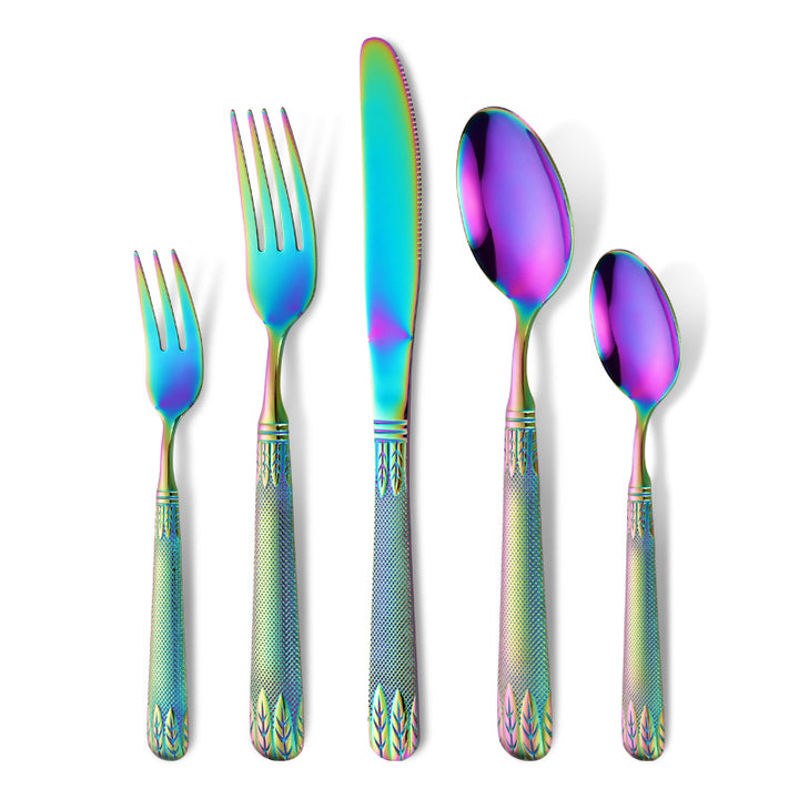 Elegant teaspoon with artistic handle design Bowlift