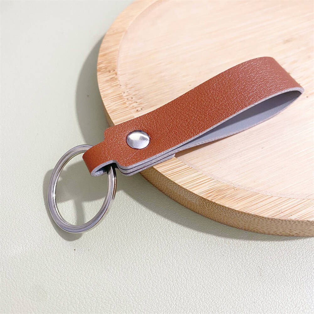 Stylish Leather Keyring Bowlift