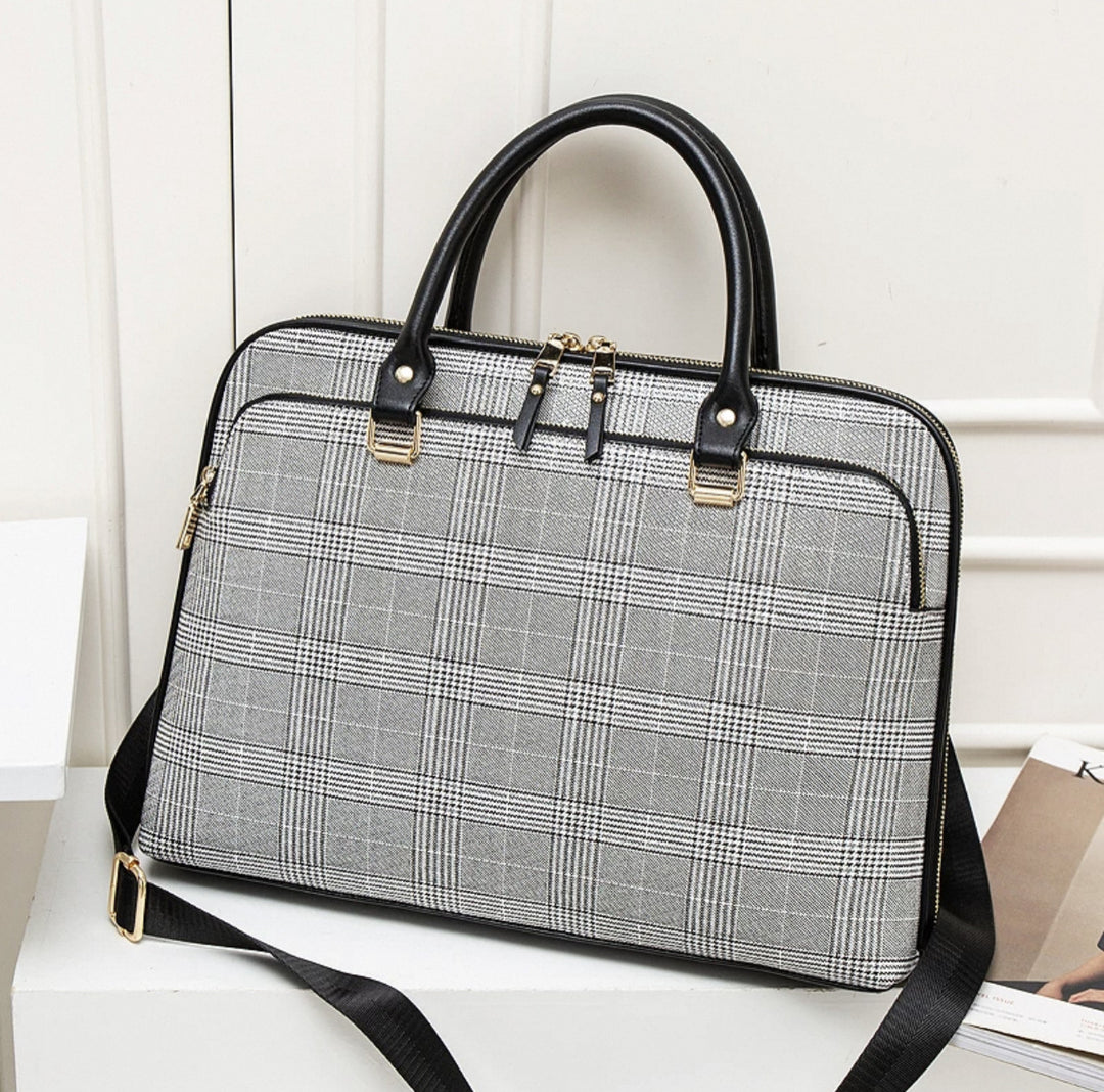 Elegant Laptop Bag in Luxurious Crocodile Look Bowlift